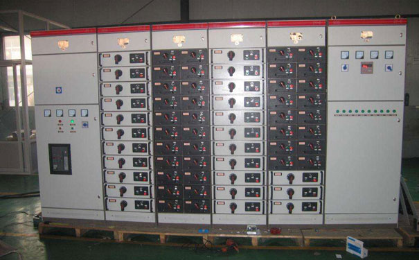 開(kāi)關(guān)柜 開(kāi)關(guān)柜