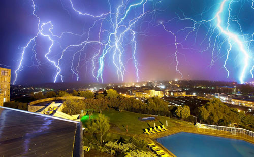 雷擊容易引發晃電